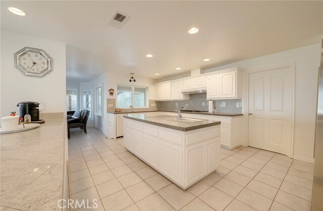 Building Photo - 42980 Cll Montecello