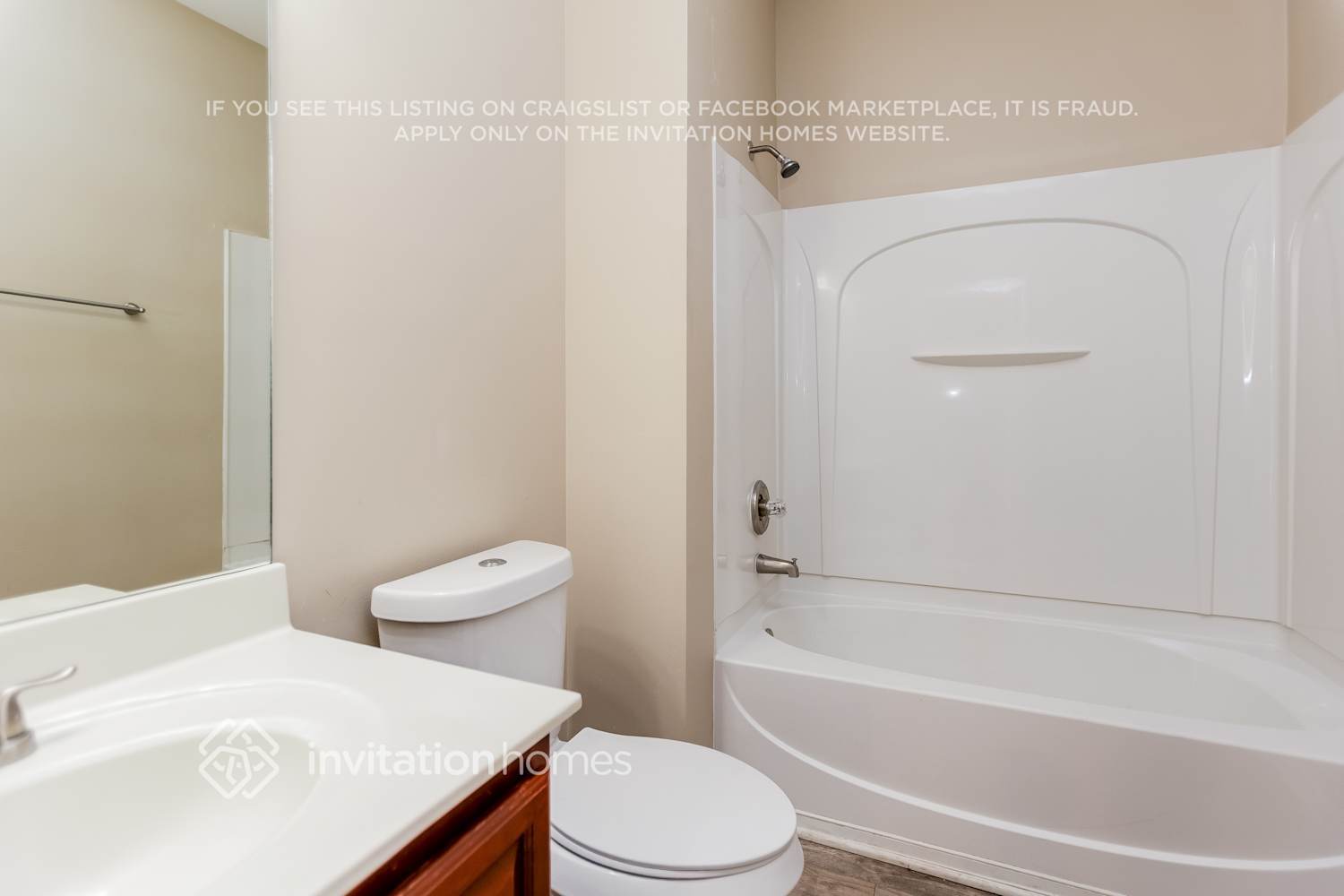 Building Photo - 335 Yellow Iris Rd SE