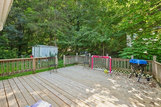 Building Photo - 1 Whippoorwill Trail