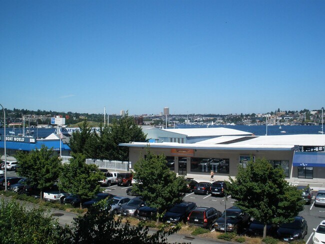 Building Photo - South Lake Union / Queen Anne Condo at The...