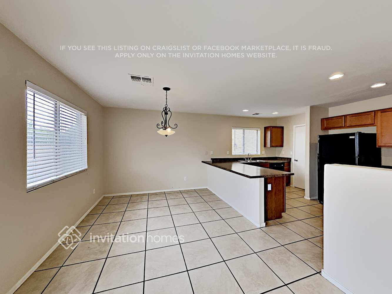 Building Photo - 10821 W Taft St