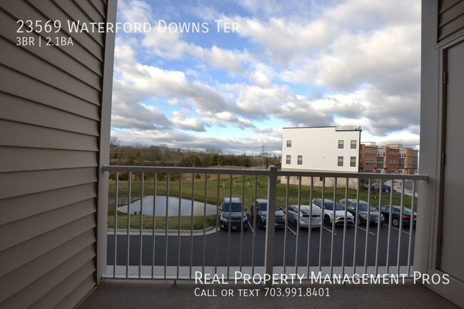 Building Photo - 23569 Waterford Downs Terrace