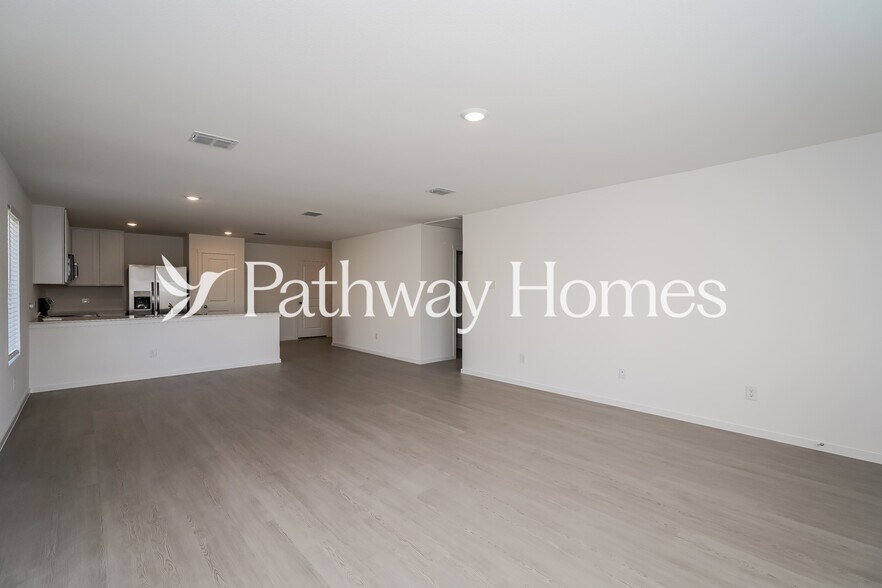 Building Photo - 1209 Pere David Dr