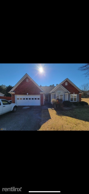 Primary Photo - 4 br, 2 bath House - 482 John Stewart Pl