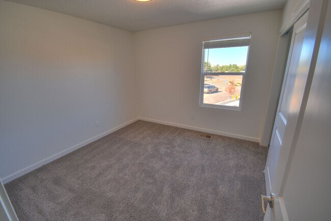 Building Photo - NEW CONSTRUCTION IN THE FAR NE HEIGHTS!!!!!