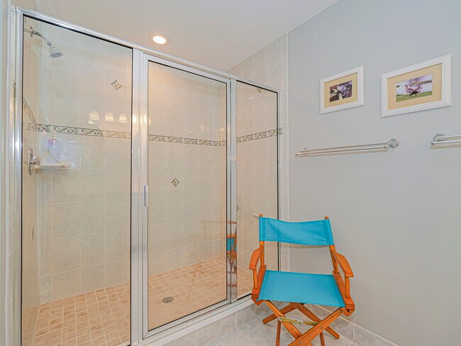 Building Photo - 5075 Harmony Cir