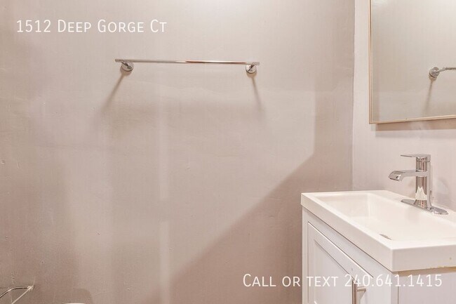 Building Photo - 1512 Deep Gorge Ct