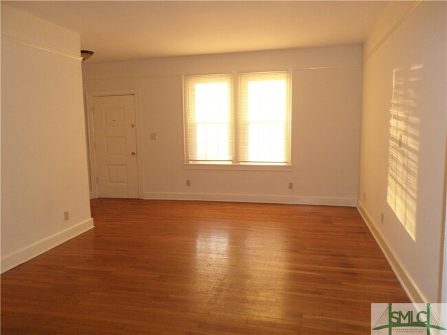 Building Photo - 141 Rommel Ave