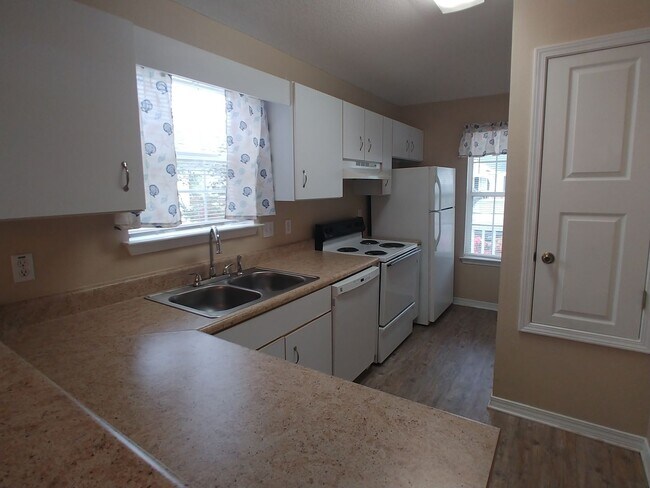 Building Photo - 2441 Spyglass Cir