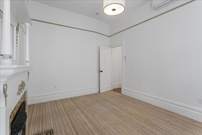 Building Photo - 1443 Stanton St