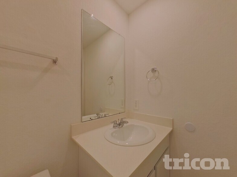 Building Photo - 17159 Quaking Aspen Ln