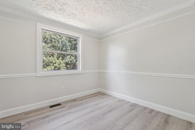 Building Photo - 3364 Longbow Ct