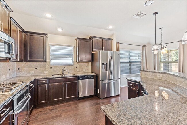 Building Photo - 205 Whitman Dr