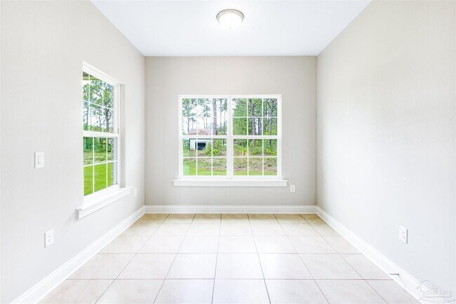 Building Photo - 9276 Sunset Dr