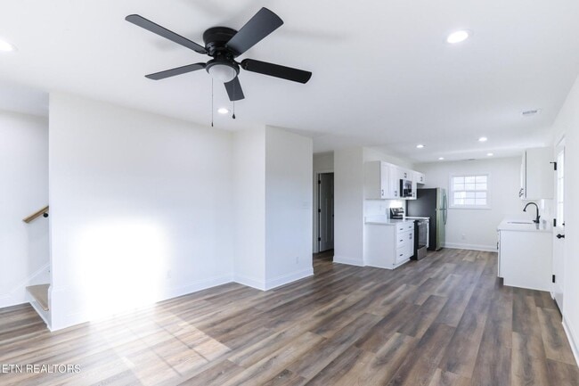 Building Photo - Maryville 37801 - New Construction, 5 bedroom, 2 bath home - Contact Adam Sharp (865) 254-0980