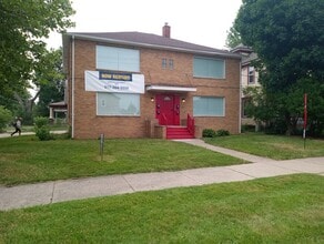 Building Photo - 801 N Capital