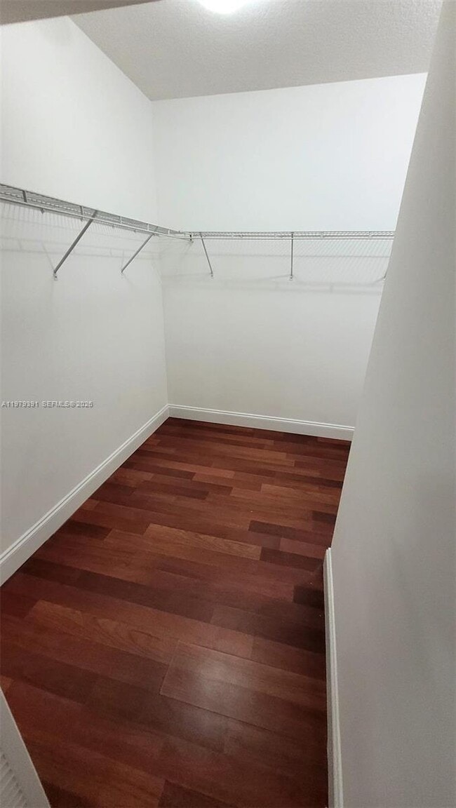 Building Photo - 41 SE 5th St