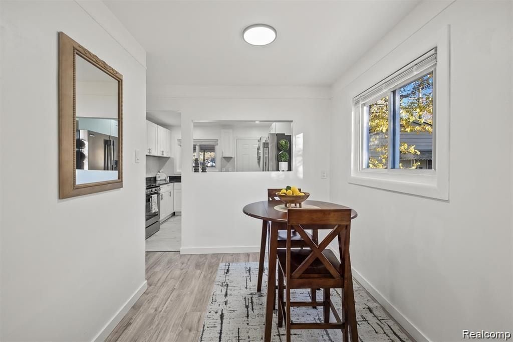 Building Photo - 5749 Detroit St