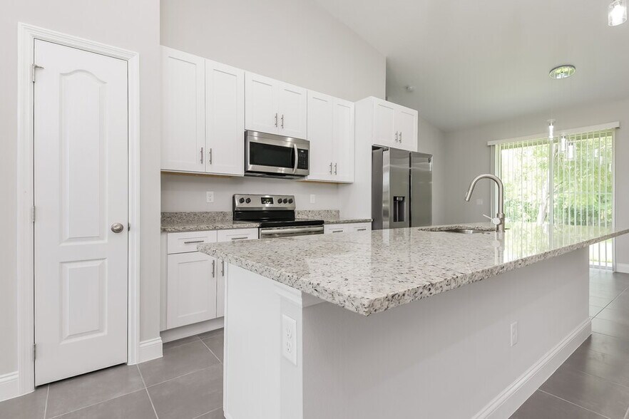 Building Photo - 604 Gaul Way