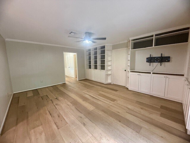 Building Photo - 5019 Oak Forest Dr