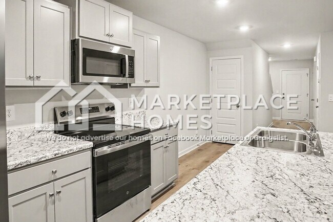 Building Photo - 4161 Hudson Ct SW