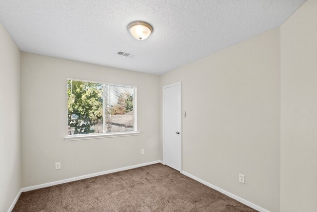 Building Photo - 4259 Gypsy Pops Dr