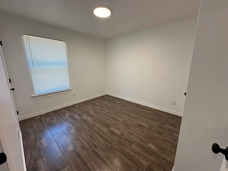 Building Photo - 3504 S County Road 1307 1/2