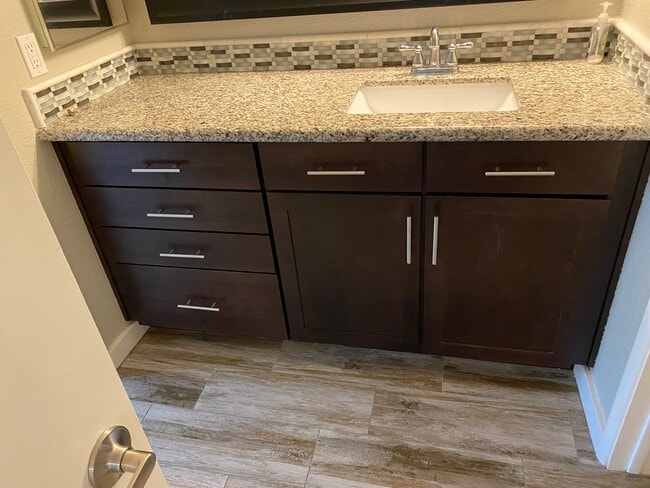 Building Photo - 4444 E Paradise Village Pky N