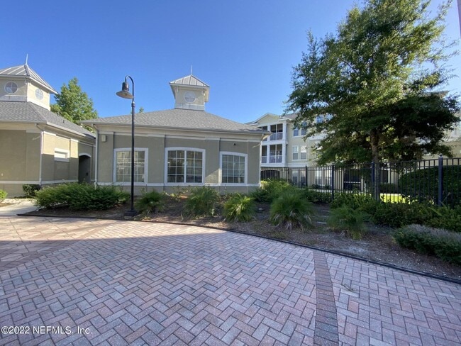Building Photo - 8290 Gate Pkwy W