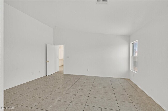 Building Photo - 4935 Stormy Ridge St