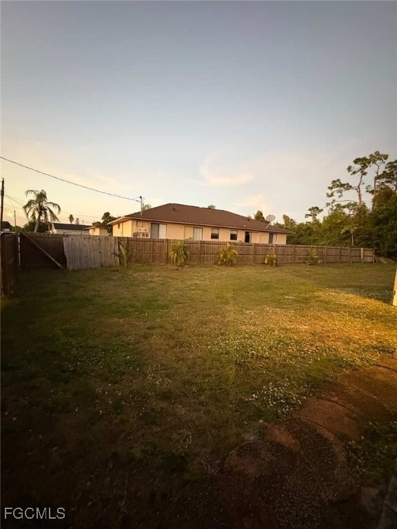 Building Photo - 18645 Holly Rd