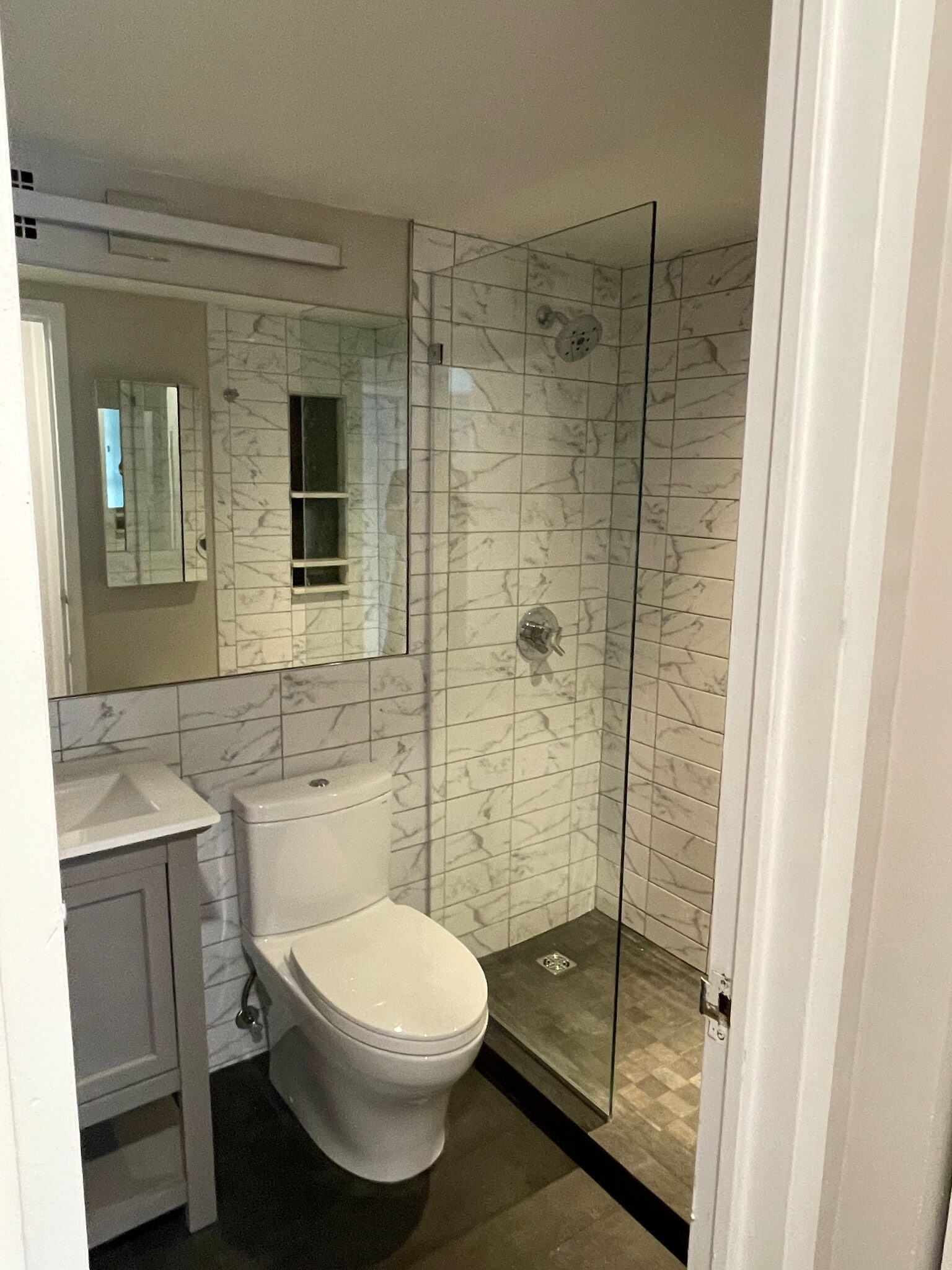 Fully updated bathroom - 1260 21st St NW