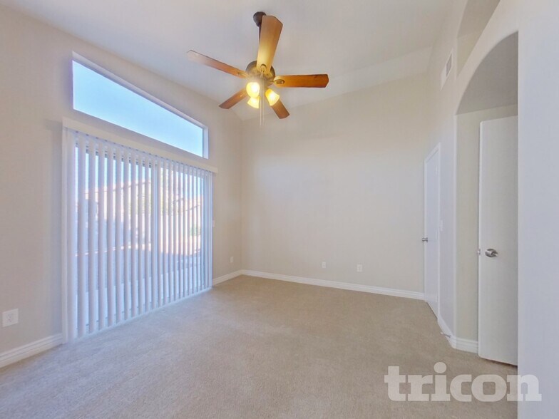 Building Photo - 7442 E Naranja Ave