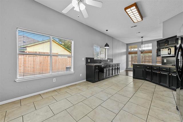 Building Photo - 213 Dodge Trail