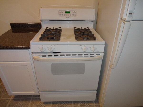 Kitchen 3 - 58 Gorman Ln