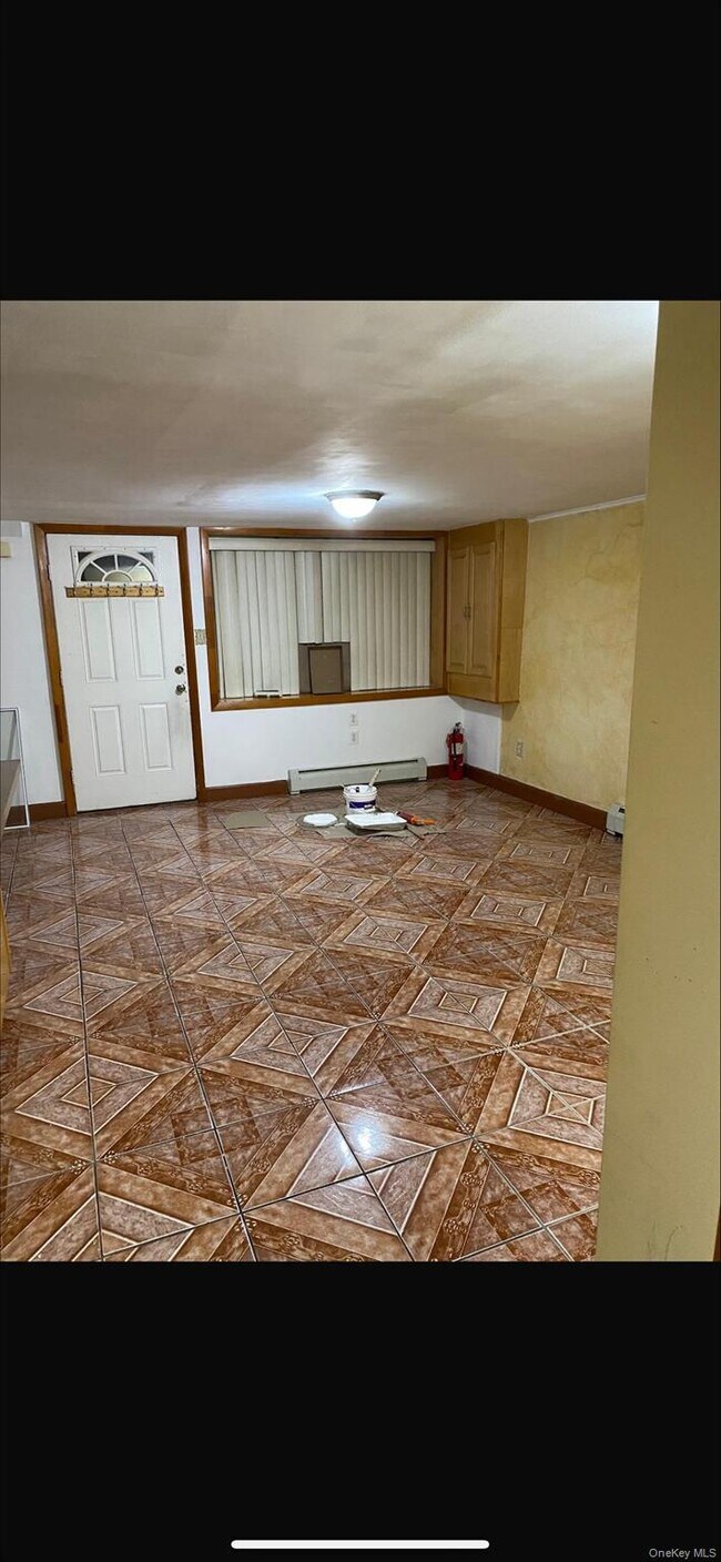 Building Photo - 25-36-36 76th St