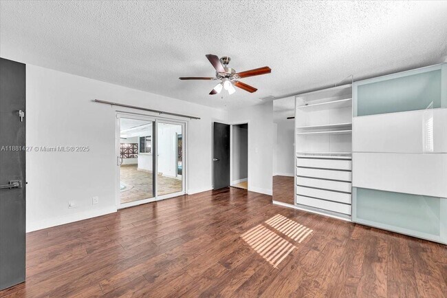 Building Photo - 5250 SW 4th Ct