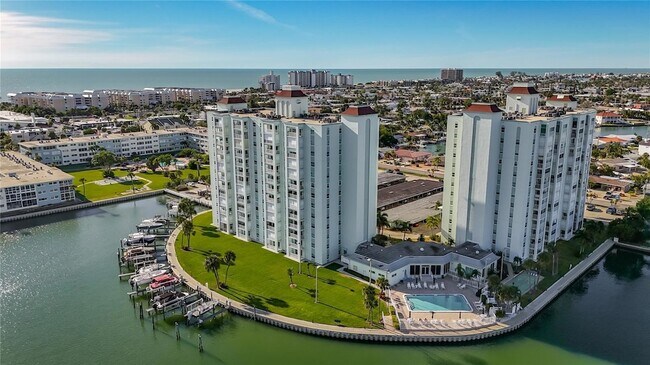 Building Photo - 400 64th Ave