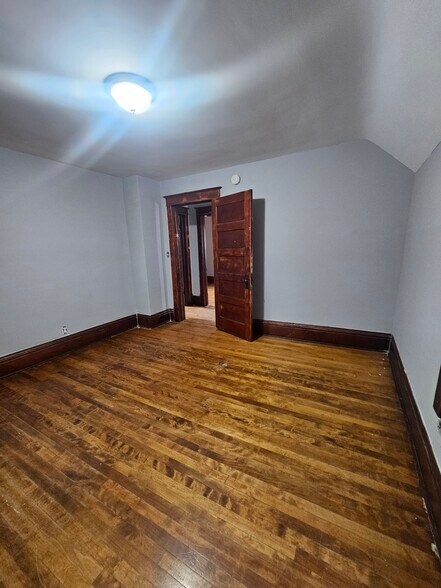 Building Photo - 967 St Anthony Ave