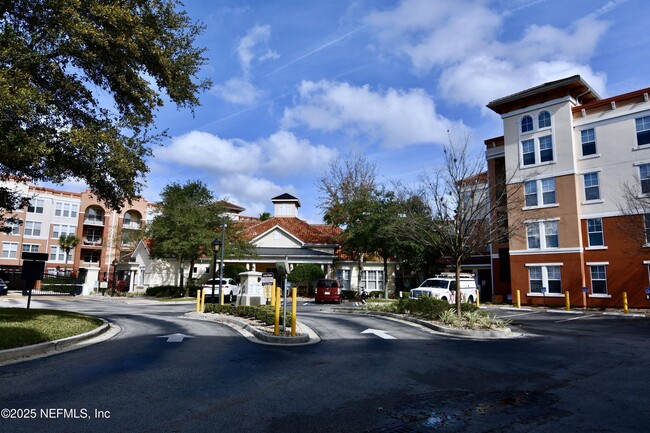 Building Photo - 10435 Mid Town Pkwy