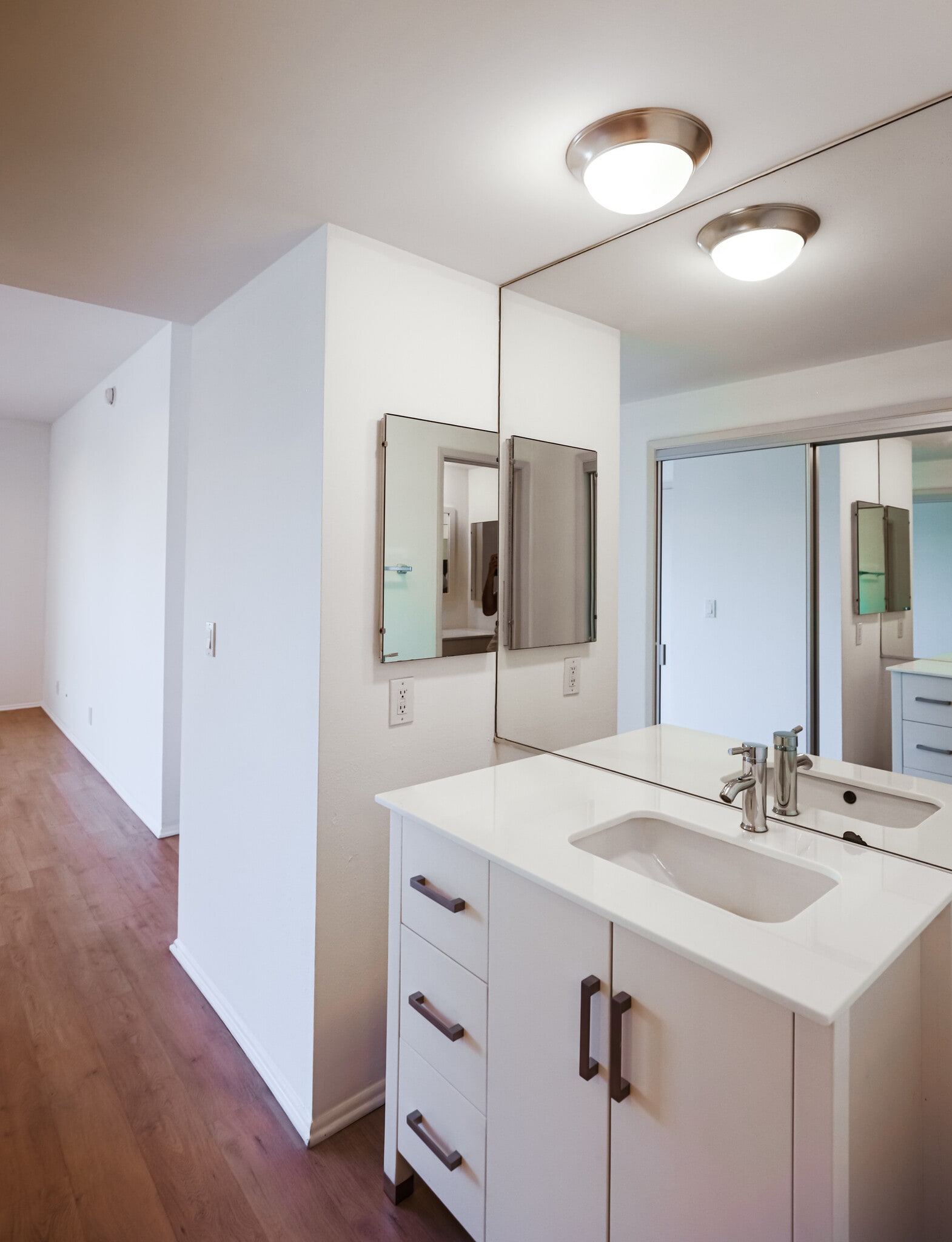 Upgraded Master Bath Sink - 10650 Holman Ave