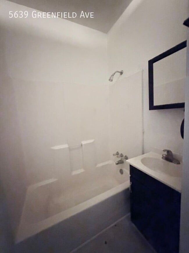 Building Photo - 5639 Greenfield Ave