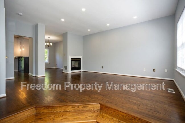 Building Photo - 17286 Wexford Loop