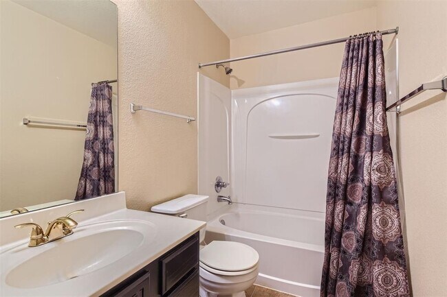 Building Photo - 7008 Derby Downs Dr