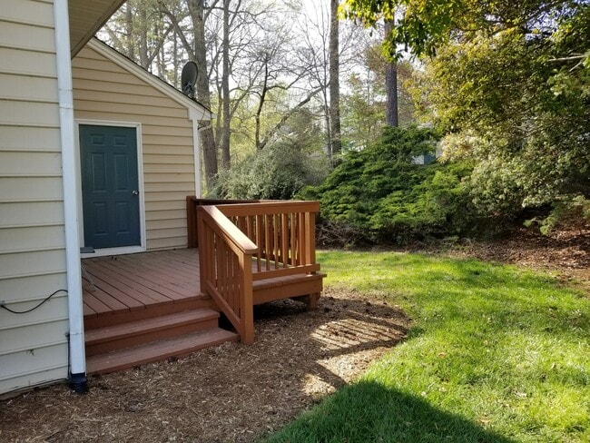 Building Photo - KAPLAN4145