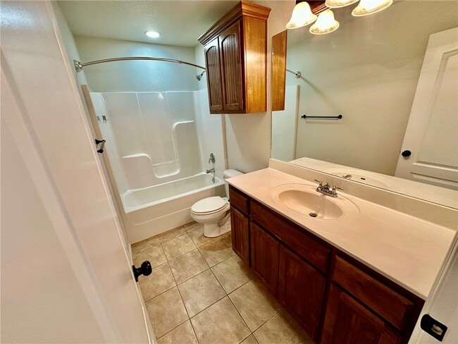Building Photo - 441 Sorrento Dr