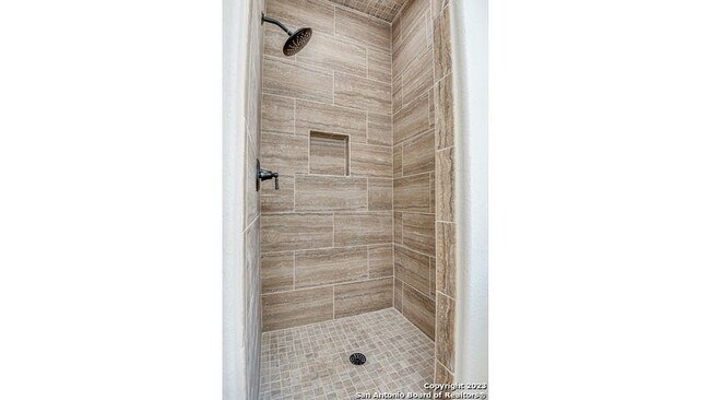Building Photo - 1702 Gruene Vineyard Crossing