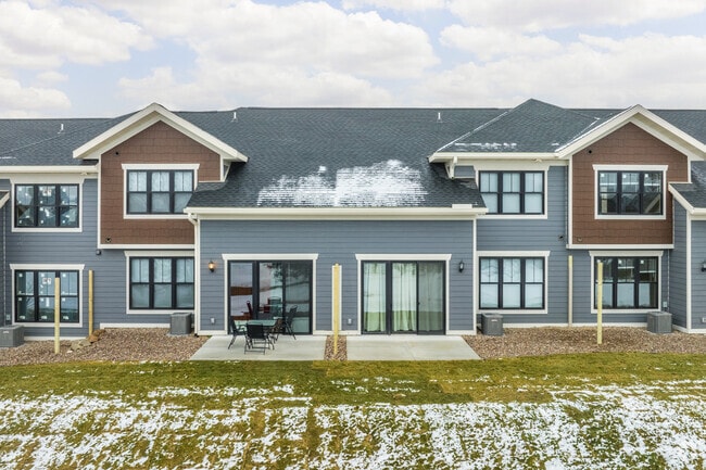 Building Photo - Devil's Lake Townhomes