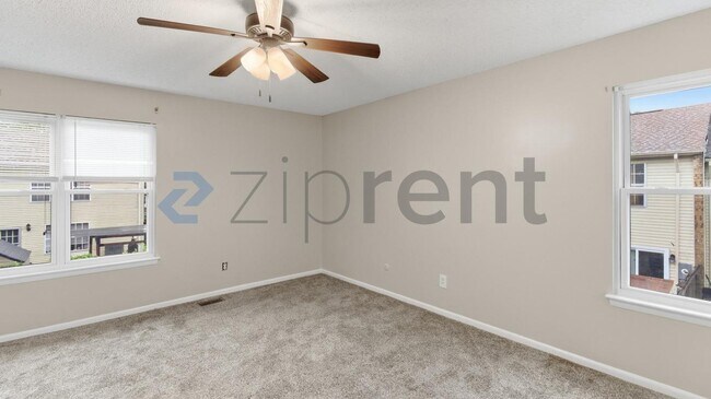 Building Photo - 1021 Smoke Tree Ln