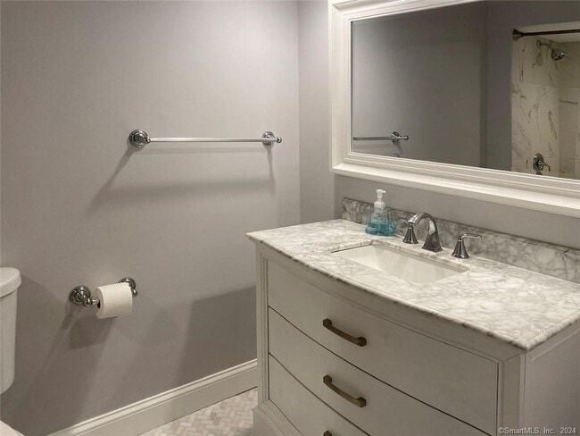 Building Photo - 311 Heritage Vlg